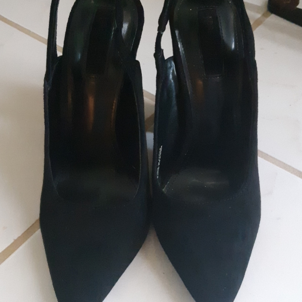 Black shoes